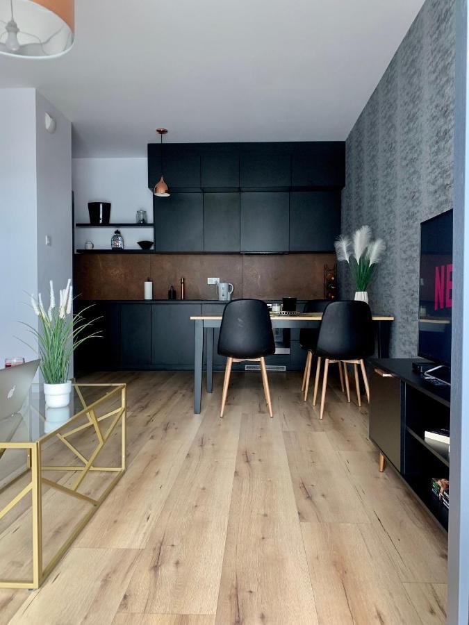 Apartament Drewnowska Przy Manufakturze Łódź Exteriör bild