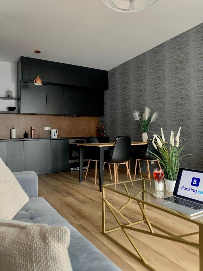 Apartament Drewnowska Przy Manufakturze Łódź Exteriör bild