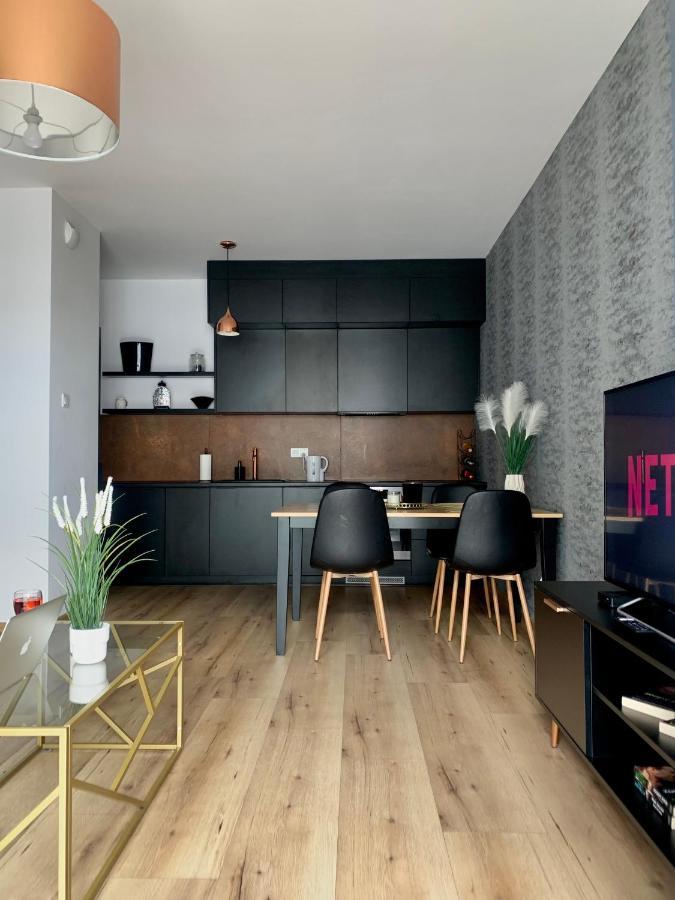 Apartament Drewnowska Przy Manufakturze Łódź Exteriör bild